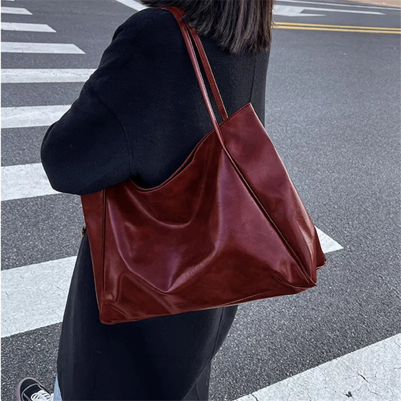 Elegant Brown Tote Bag with Leather Look