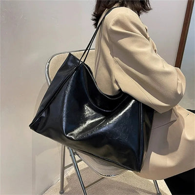Elegant Brown Tote Bag with Leather Look