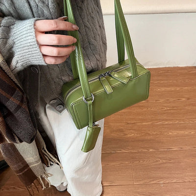 mari™ Shoulder Bag with Wallet – the perfect combination of style and functionality