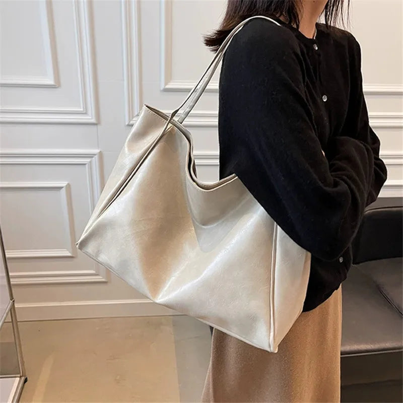 Elegant Brown Tote Bag with Leather Look