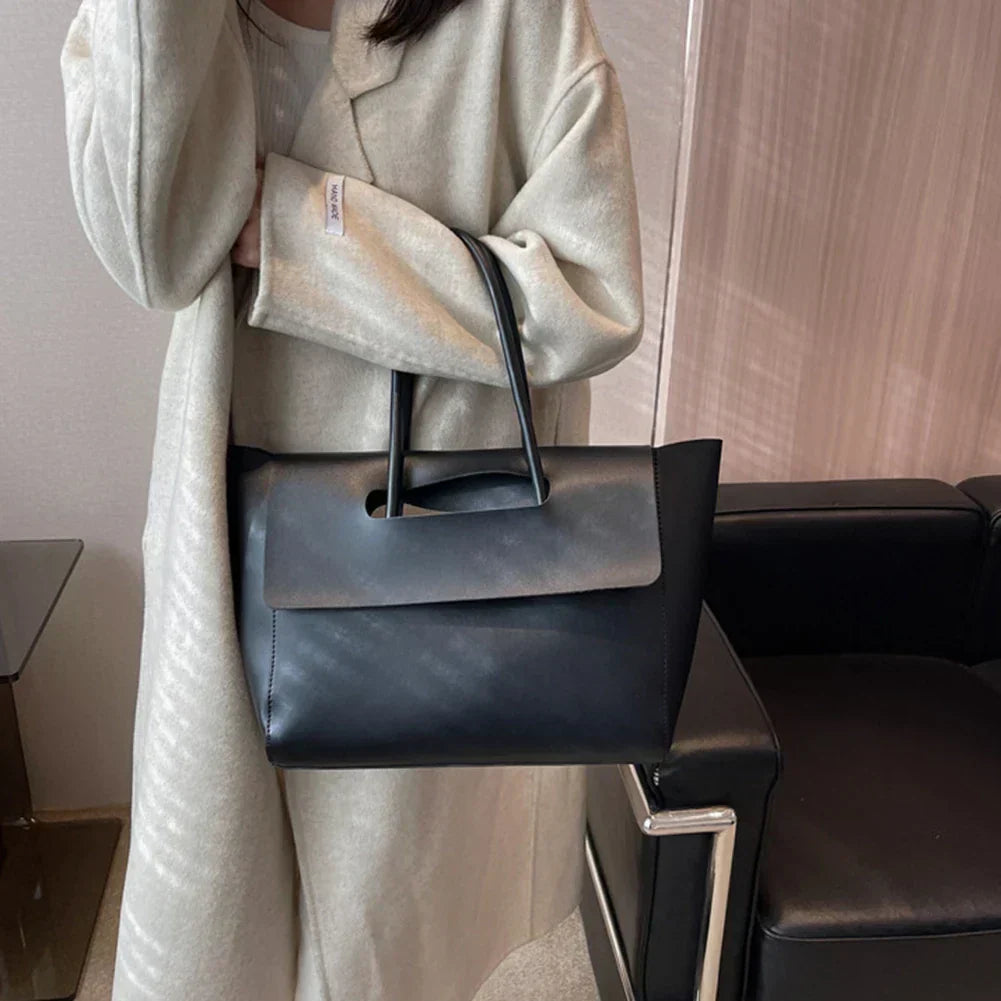 Tova™ – Minimalist Shoulder Bag Made of Eco-Leather